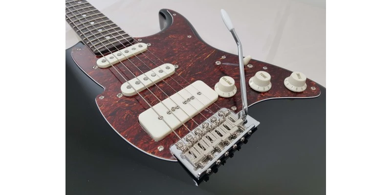 Fret-King Corona SP Gloss Black - Image 10