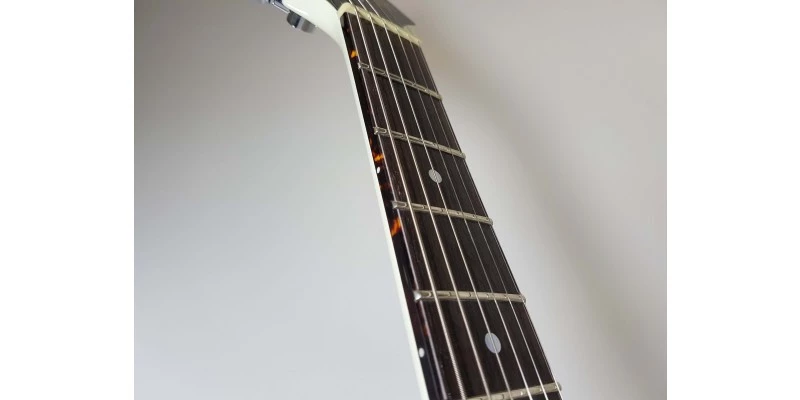 Fret-King Elise Vintage White Semi Acoustic Guitar - Image 8