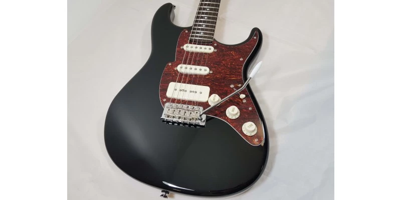 Fret-King Corona SP Gloss Black - Image 9