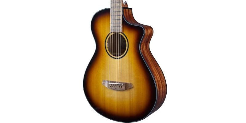 Breedlove Discovery S Concertina Edgeburst CE Red Cedar/African Mahogany - Image 3