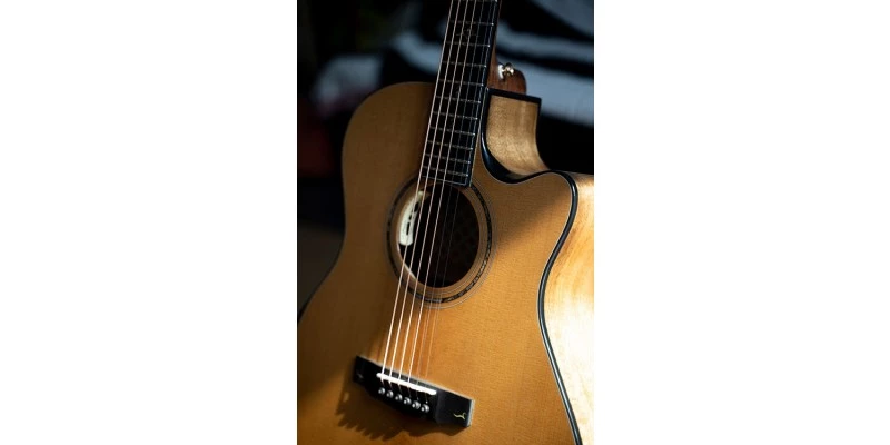 Cort Gold Edge Limited Edition Natural - Image 3