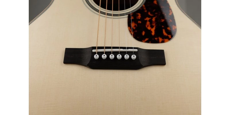 Larrivee OM-40 Koa Special Edition - Image 6