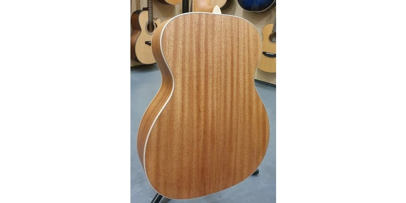 Larrivee OM-40 Mahogany Legacy Series - Image 8