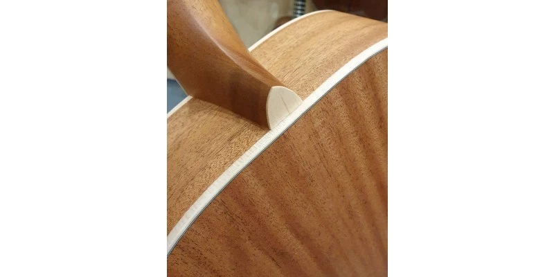 Larrivee OM-40 Mahogany Legacy Series - Image 10