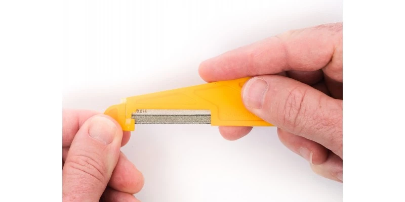 MusicNomad 6 Piece Electric Guitar Diamond Coated Nut File Set With Case, Light Strings MN668 - Image 5