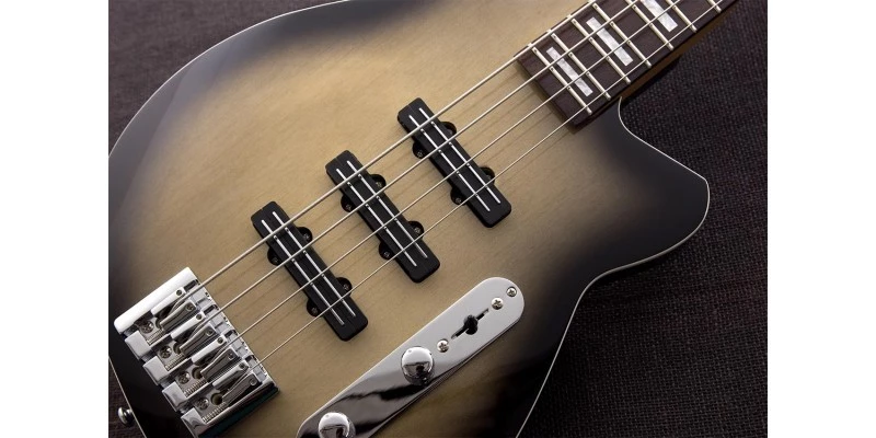 Reverend Triad Bass Korina Burst - Image 4