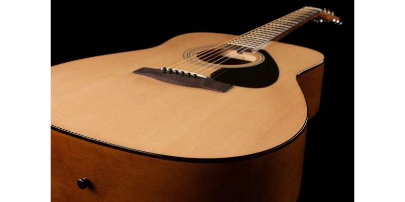 Yamaha F310 Acoustic Guitar - Image 3